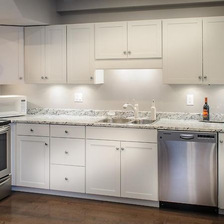 Moncton Suites - Apartments Across Georges Dumont מראה חיצוני תמונה