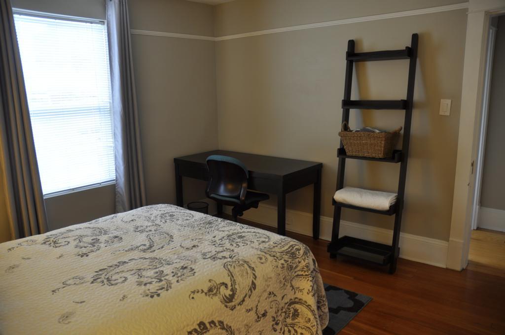 Moncton Suites - Apartments Across Georges Dumont מראה חיצוני תמונה