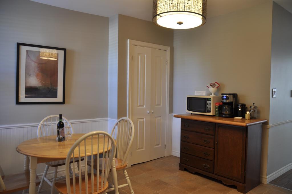 Moncton Suites - Apartments Across Georges Dumont מראה חיצוני תמונה