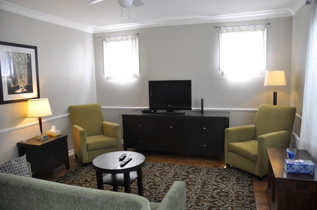 Moncton Suites - Apartments Across Georges Dumont מראה חיצוני תמונה