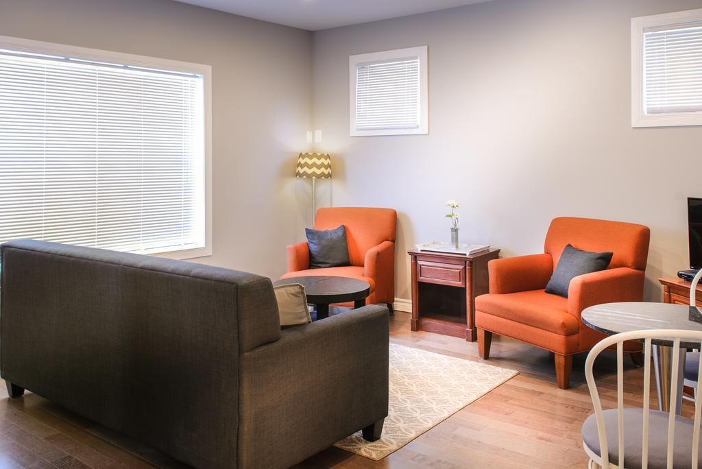 Moncton Suites - Apartments Across Georges Dumont מראה חיצוני תמונה