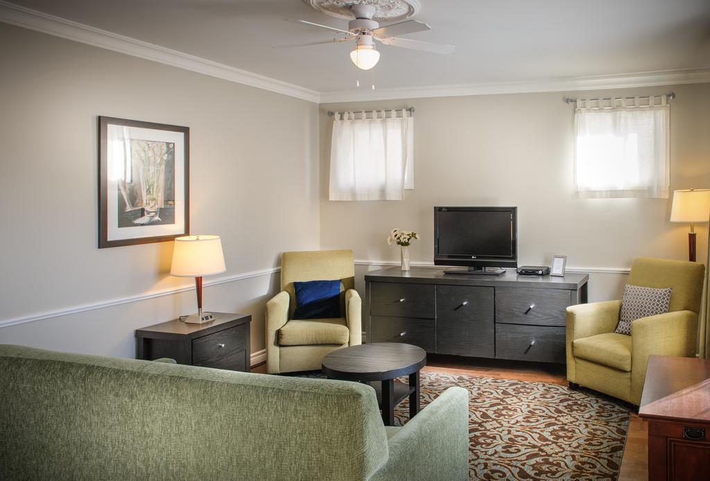 Moncton Suites - Apartments Across Georges Dumont מראה חיצוני תמונה