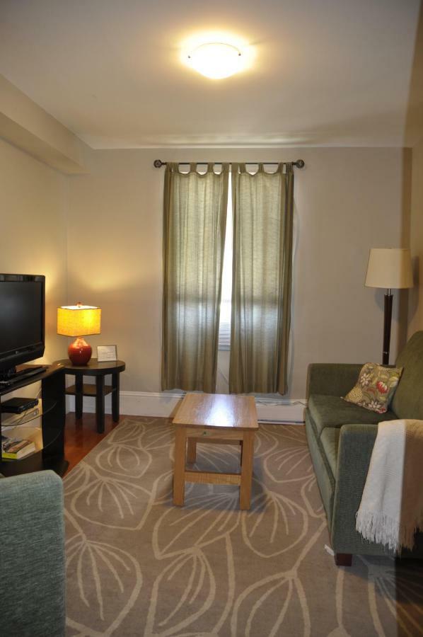 Moncton Suites - Apartments Across Georges Dumont מראה חיצוני תמונה