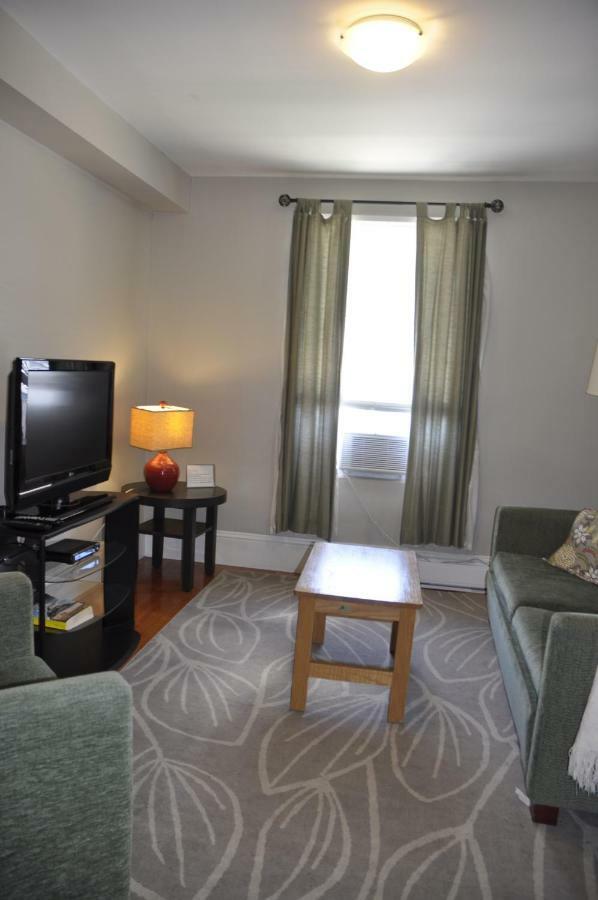 Moncton Suites - Apartments Across Georges Dumont מראה חיצוני תמונה